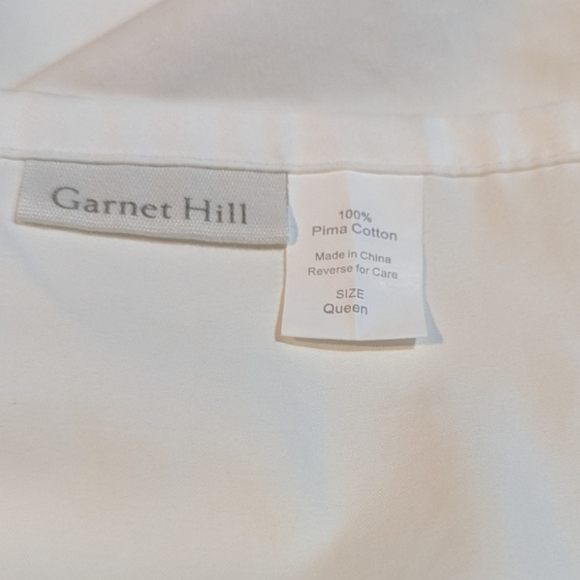 Garnet Hill Wrinkle-Resistant Embroidered Sateen Flat Sheet Queen White - Picture 3 of 5